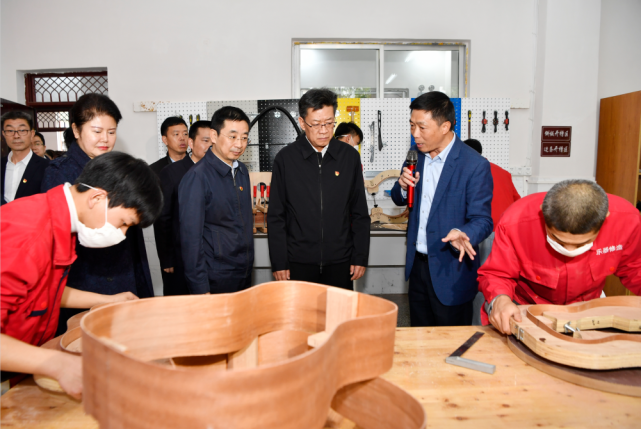 珠海市黨政代表團赴遵義考察，深化東西部協作共促職業教育發展